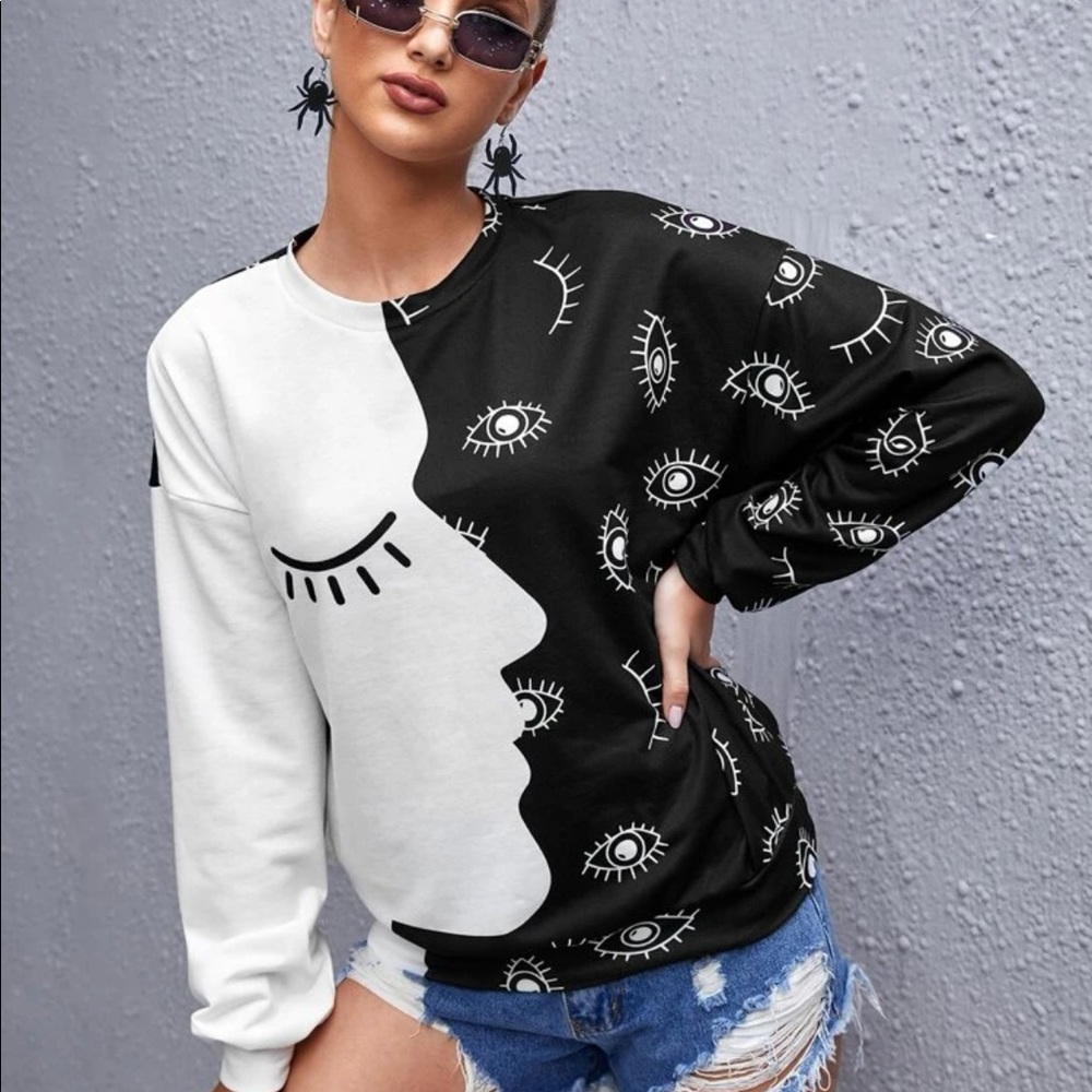 Two tone figure sweatshirt
